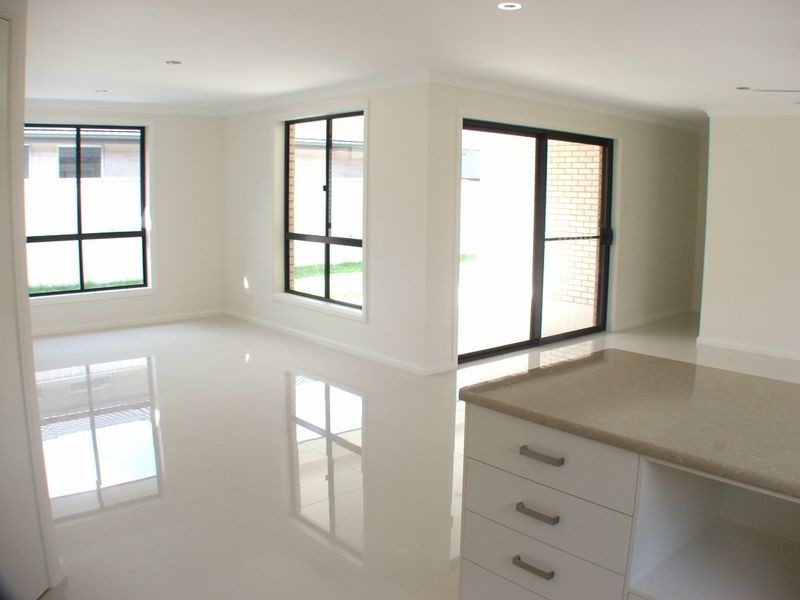34 Albatross Way, Old Bar NSW 2430