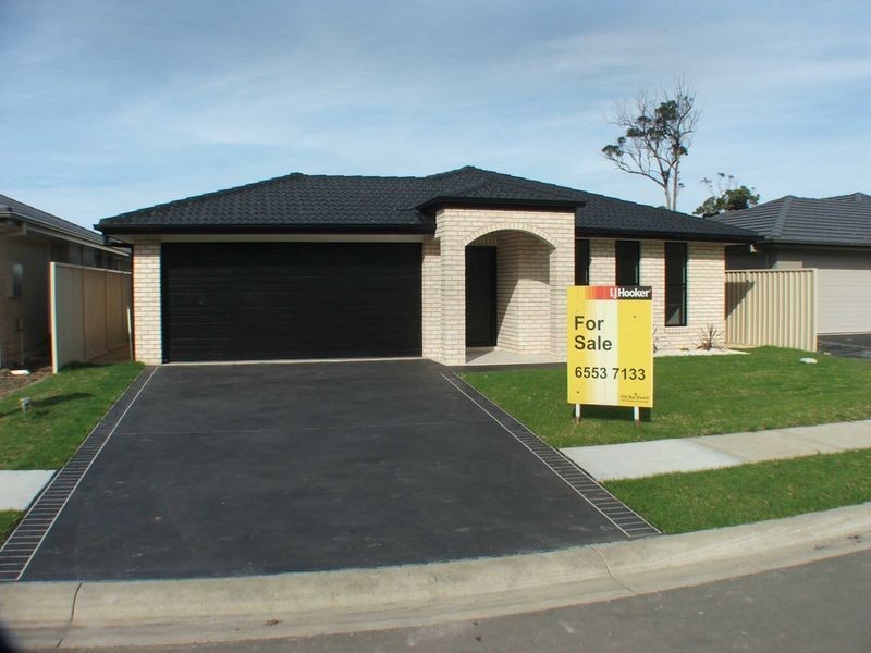 34 Albatross Way, Old Bar NSW 2430
