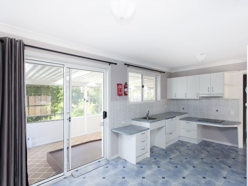3 Shelly Close, Wallabi Point NSW 2430