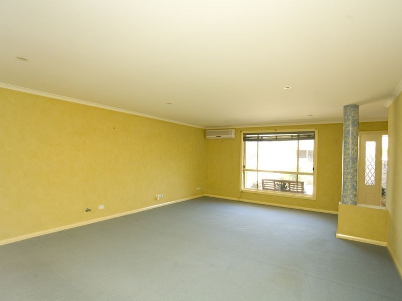 2/24 Wyden Street, Old Bar NSW 2430