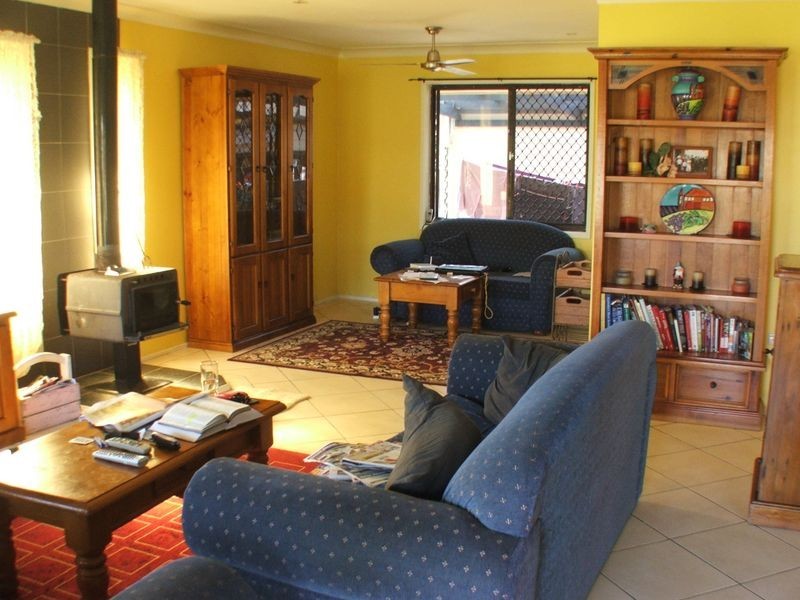 25 Bryan Street, Old Bar NSW 2430