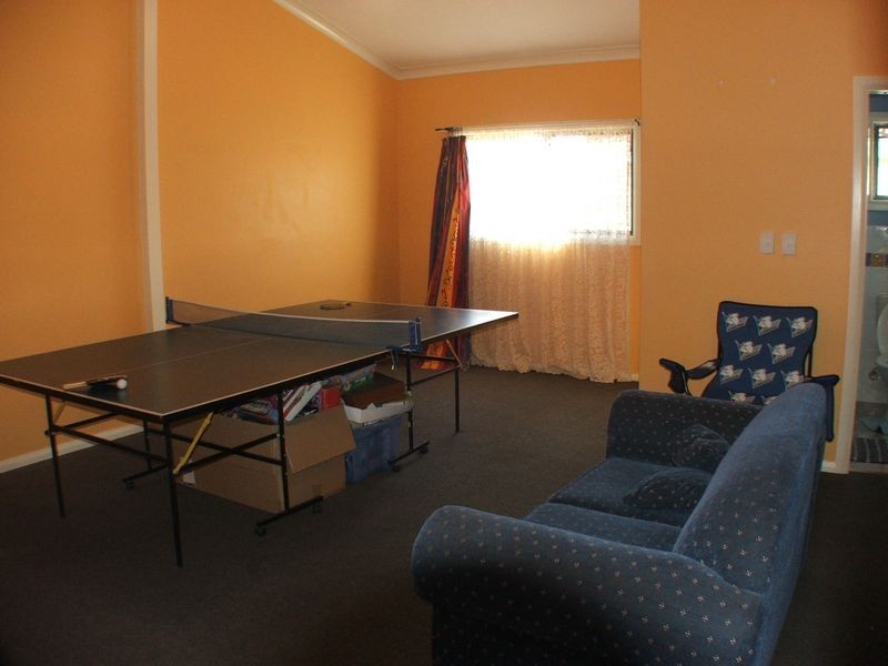 25 Bryan Street, Old Bar NSW 2430