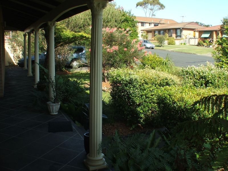 25 Bryan Street, Old Bar NSW 2430
