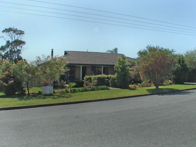 25 Bryan Street, Old Bar NSW 2430