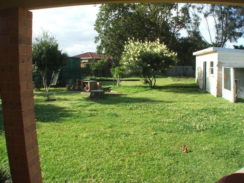 23 Farleigh Street, Old Bar NSW 2430