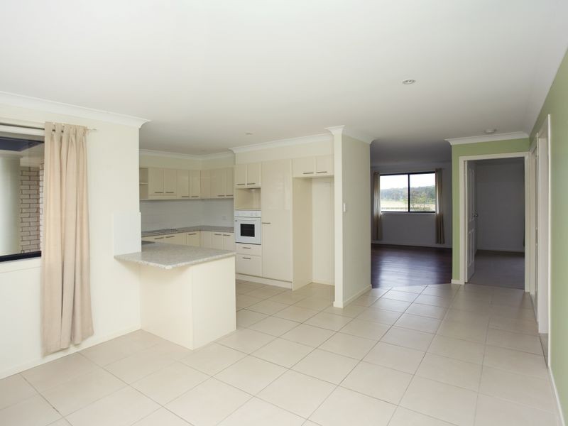 2/11 Banyula Drive, Old Bar NSW 2430