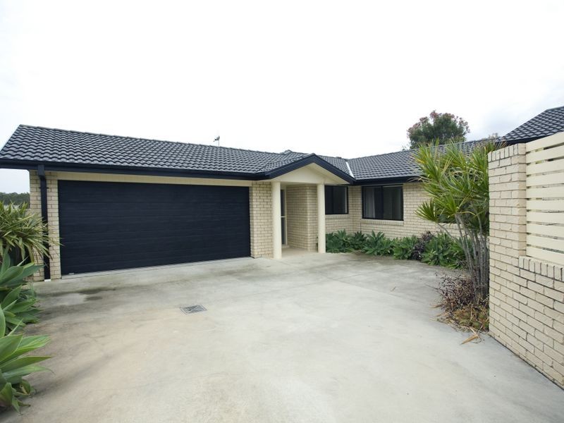 2/11 Banyula Drive, Old Bar NSW 2430