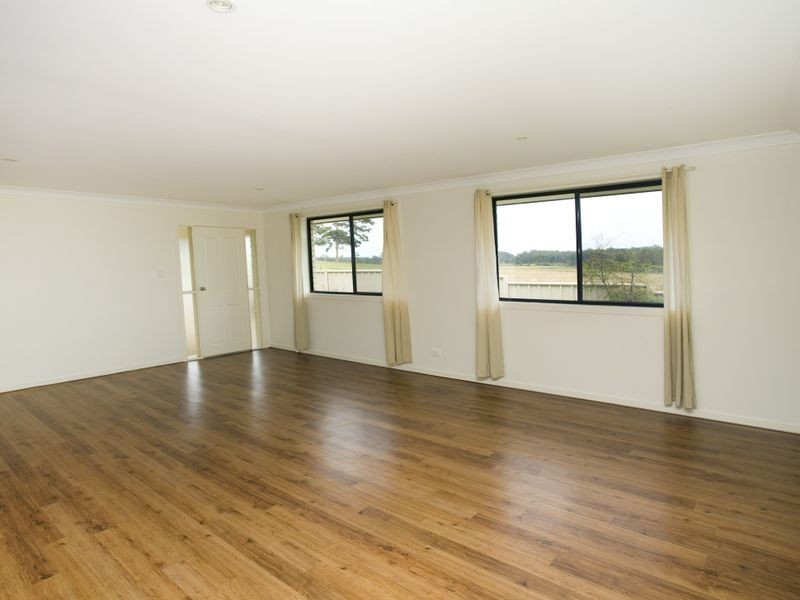 2/11 Banyula Drive, Old Bar NSW 2430