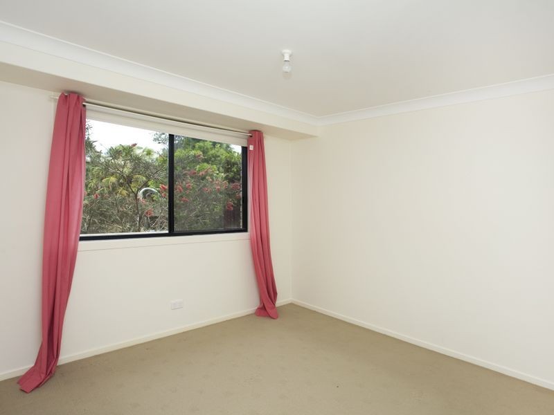 2/11 Banyula Drive, Old Bar NSW 2430