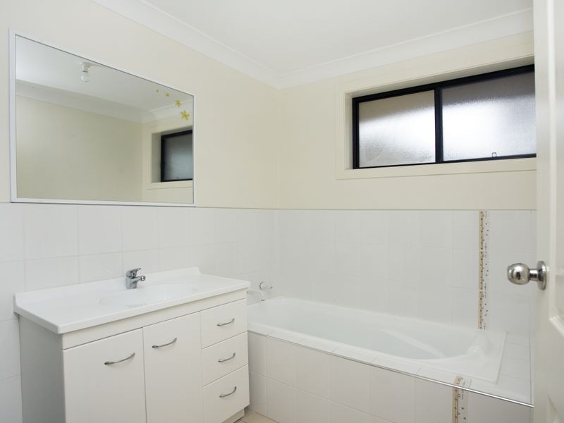 2/11 Banyula Drive, Old Bar NSW 2430