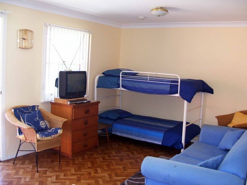 8/91 Main Road, Manning Point NSW 2430