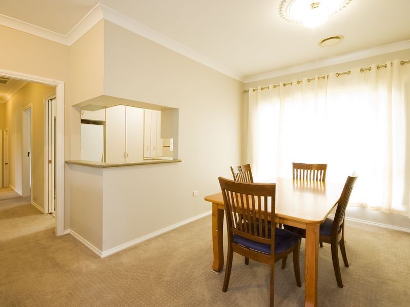 4 Hina Close, Old Bar NSW 2430