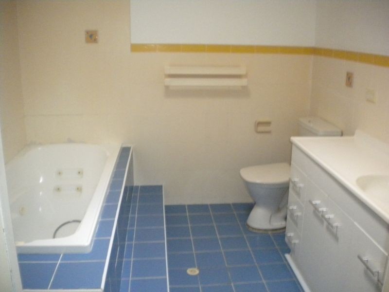 19 Ungala Road, Old Bar NSW 2430