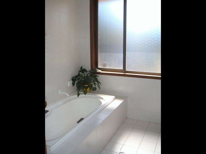64 Waterman Street, Old Bar NSW 2430