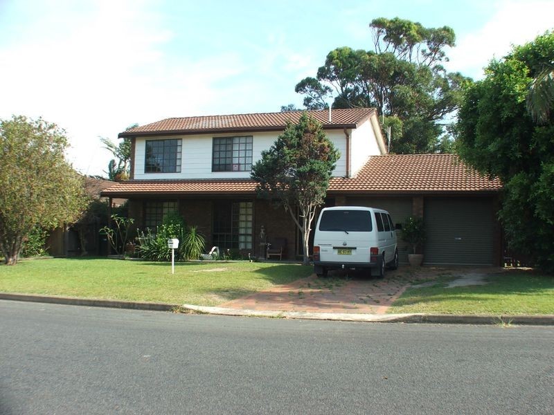 22 Belle Villa Parade, Old Bar NSW 2430