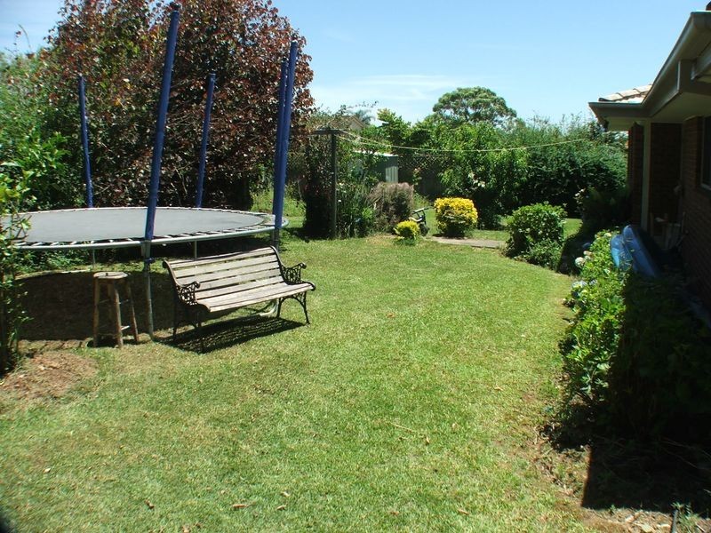 35 Carrabeen Drive, Old Bar NSW 2430
