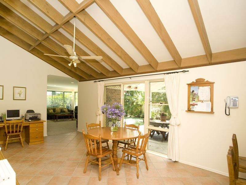 4 Leopardwood Street, Old Bar NSW 2430