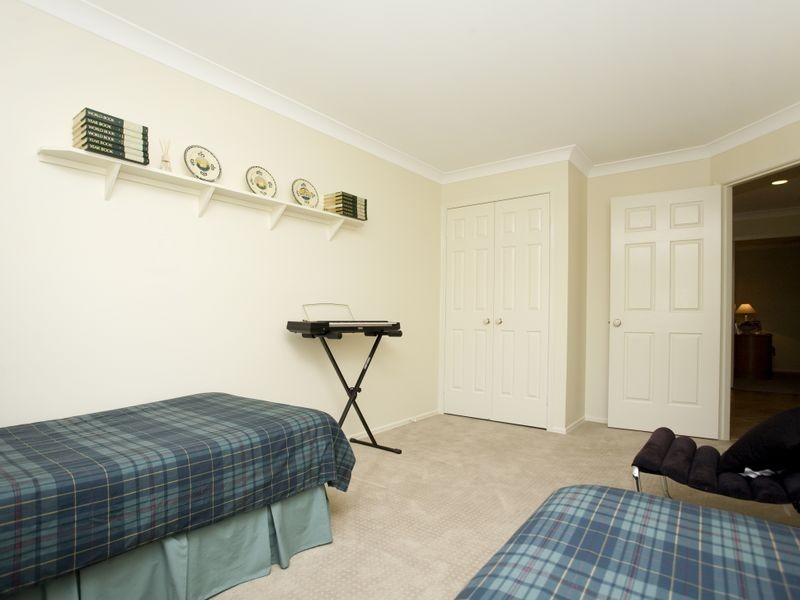 4 Leopardwood Street, Old Bar NSW 2430