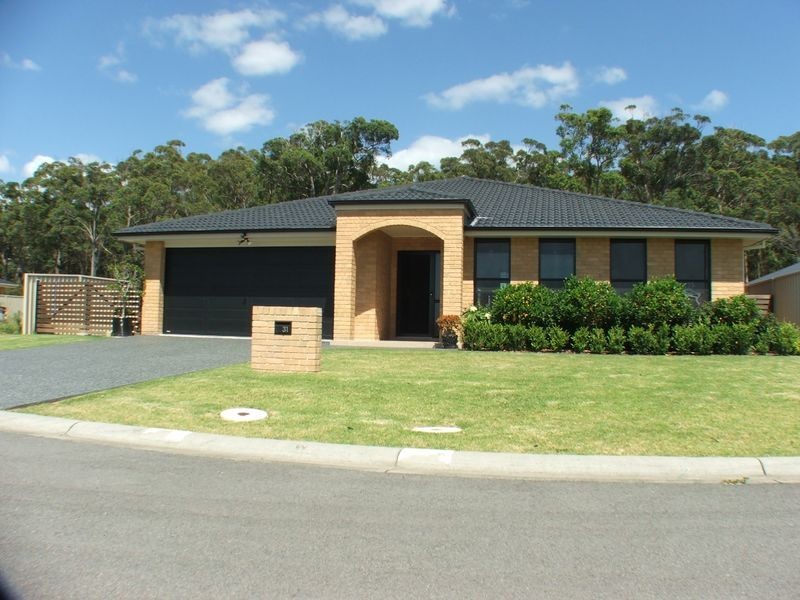 31 Albatross Way, Old Bar NSW 2430