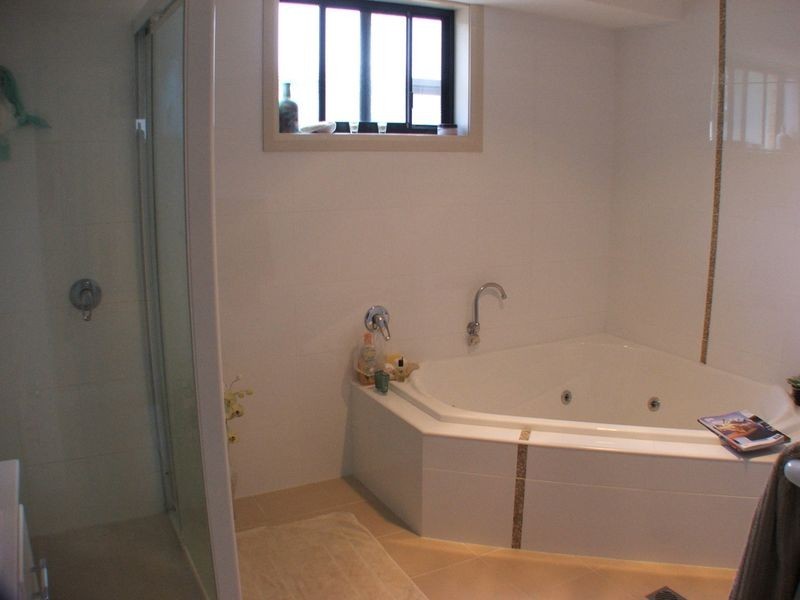 31 Albatross Way, Old Bar NSW 2430