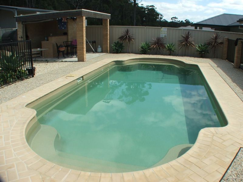 31 Albatross Way, Old Bar NSW 2430