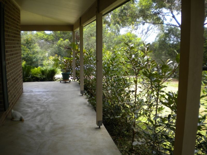 33 Kiwarrak Dr, Rainbow Flat NSW 2430