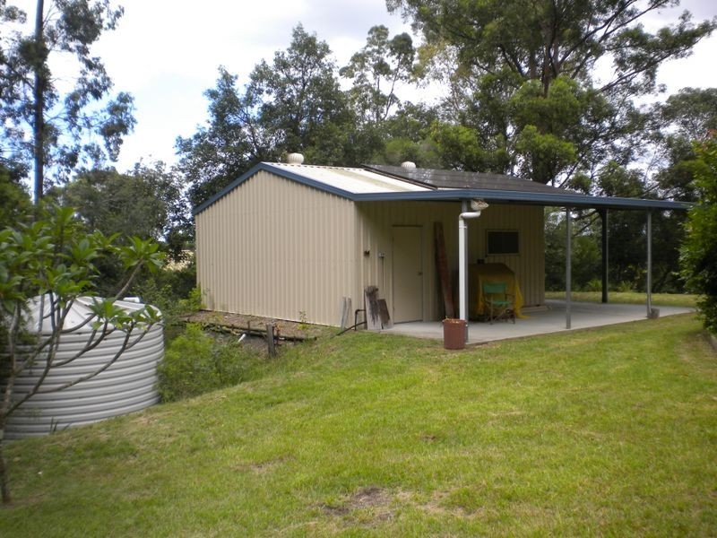 33 Kiwarrak Dr, Rainbow Flat NSW 2430