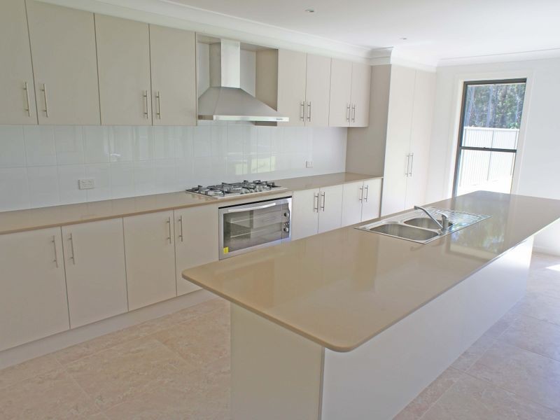 47 Albatross Way, Old Bar NSW 2430