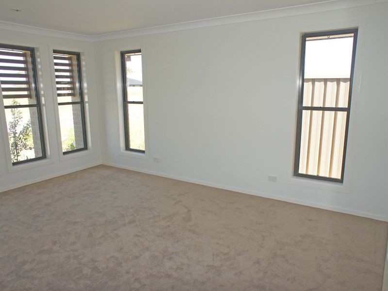 47 Albatross Way, Old Bar NSW 2430