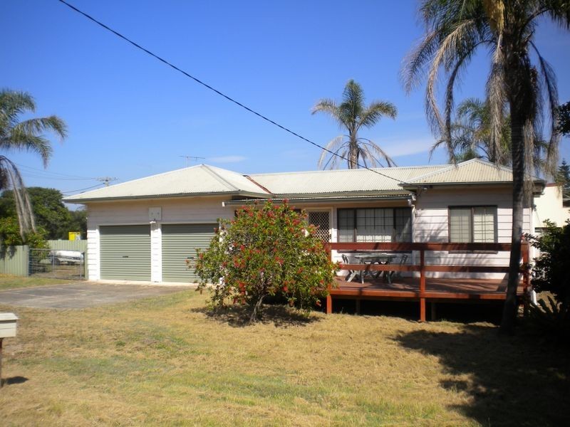 1 Manning Street, Manning Point NSW 2430