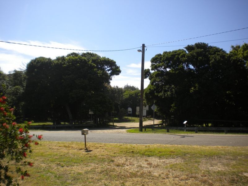 1 Manning Street, Manning Point NSW 2430