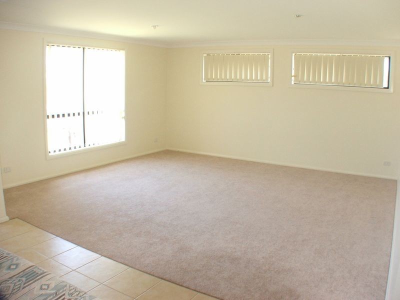 32A Ivy Crescent, Old Bar NSW 2430