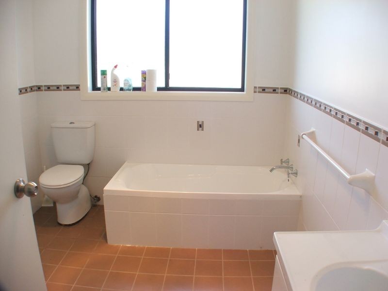 32A Ivy Crescent, Old Bar NSW 2430