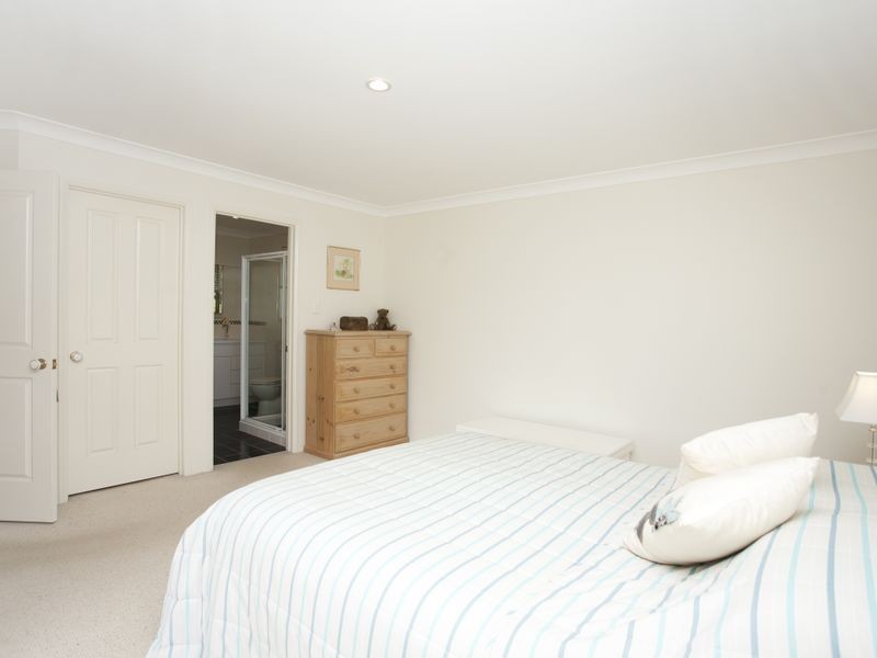 19 Gracelands Place, Pampoolah NSW 2430