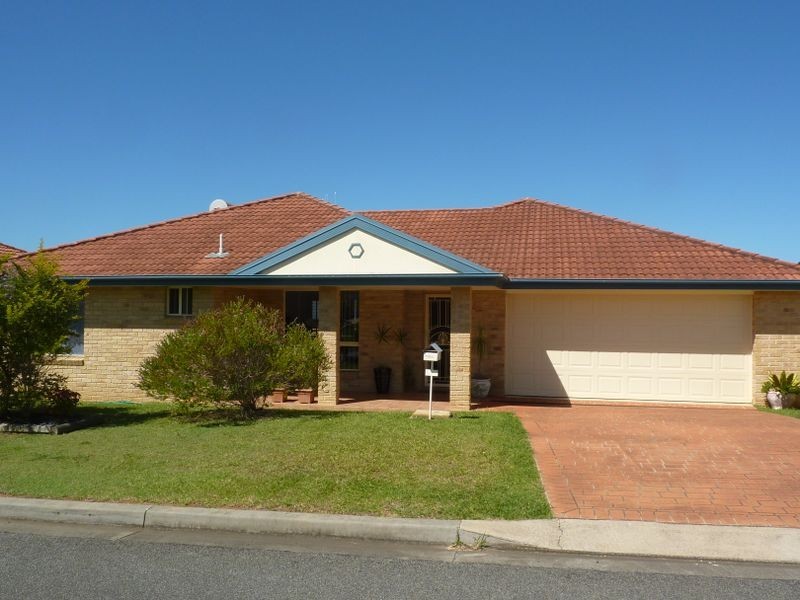 2/10 Mistral Place, Old Bar NSW 2430