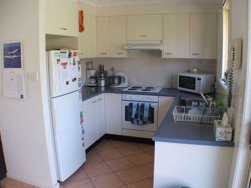 61 Old Bar Road, Old Bar NSW 2430