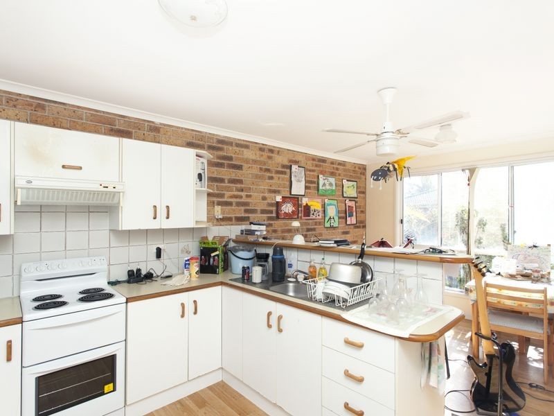 2/7 Farleigh Street, Old Bar NSW 2430