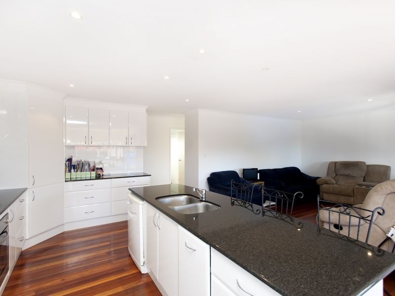 30 Mistral Place, Old Bar NSW 2430