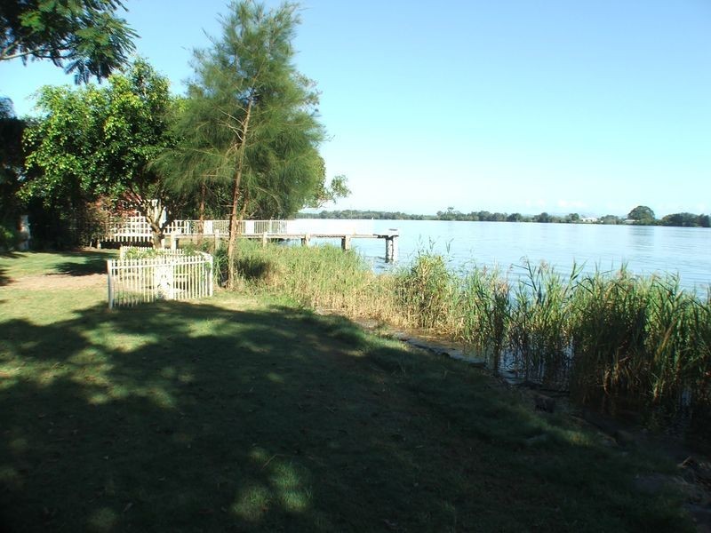 77 Templetons Lane, Oxley Island NSW 2430