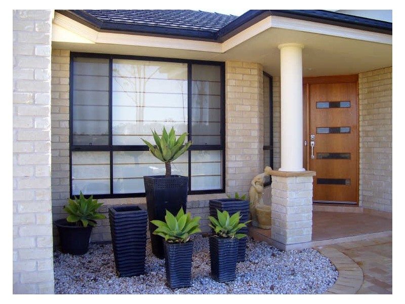 7 Yellowfin Avenue, Old Bar NSW 2430