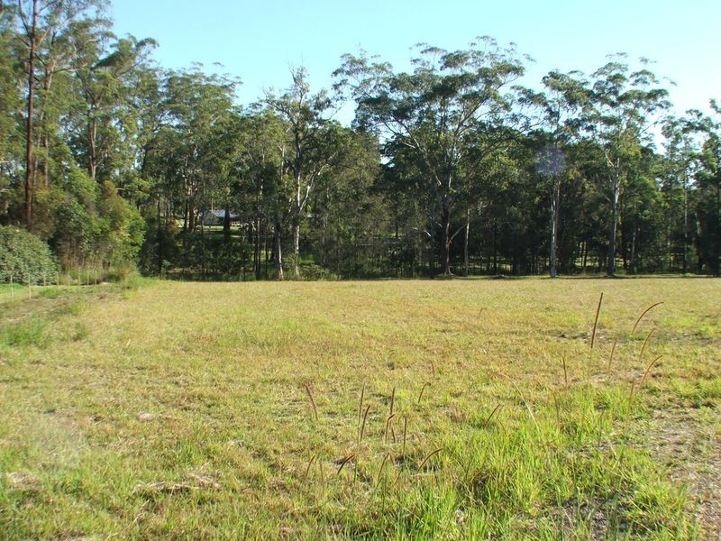 27 Mullalone Place, Pampoolah NSW 2430