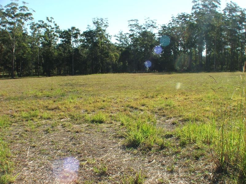 27 Mullalone Place, Pampoolah NSW 2430