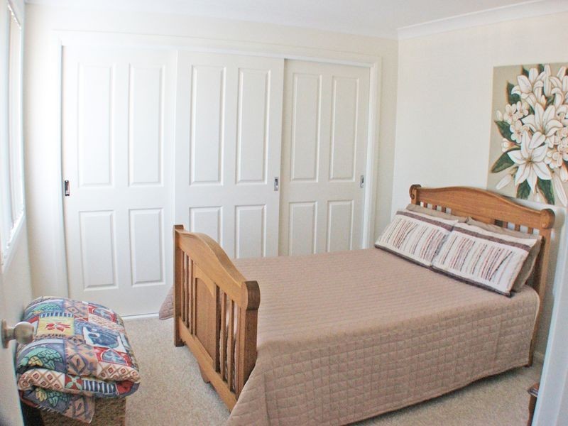 1/26 Ivy Cres, Old Bar NSW 2430
