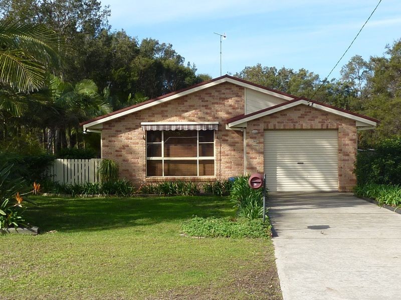 30 Richardson Street, Old Bar NSW 2430