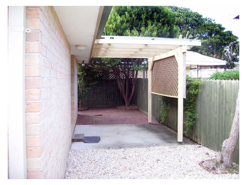 4/8 Bryan Street, Old Bar NSW 2430