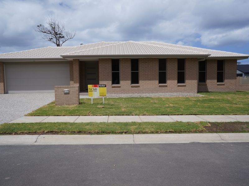 2/42 Albatross Way, Old Bar NSW 2430