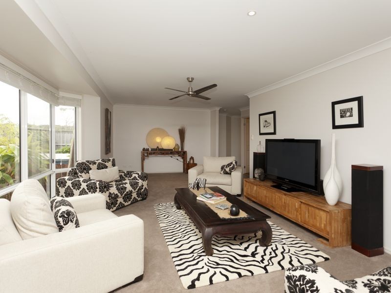 16 Shantull Drive, Wallabi Point NSW 2430