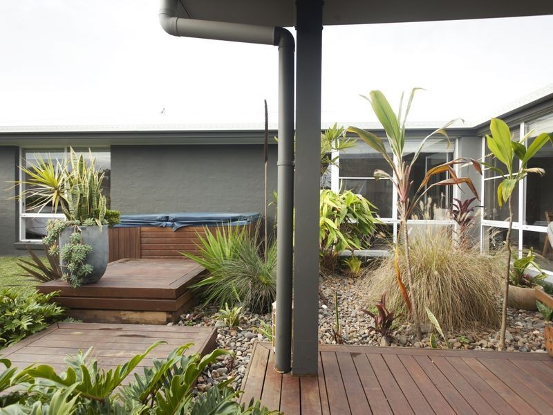 16 Shantull Drive, Wallabi Point NSW 2430