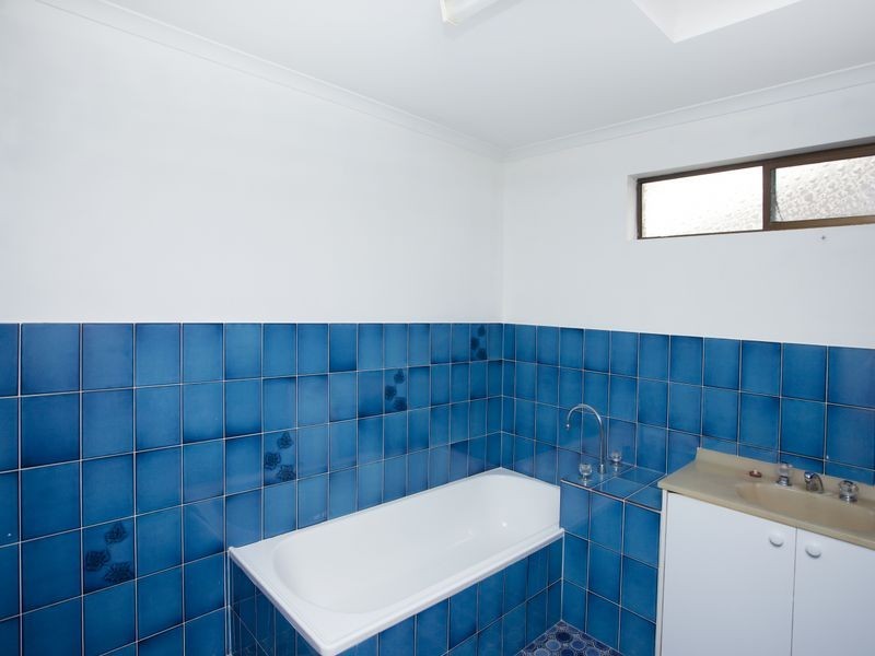 23 Marine Drive, Wallabi Point NSW 2430