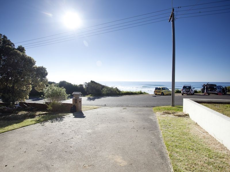 23 Marine Drive, Wallabi Point NSW 2430